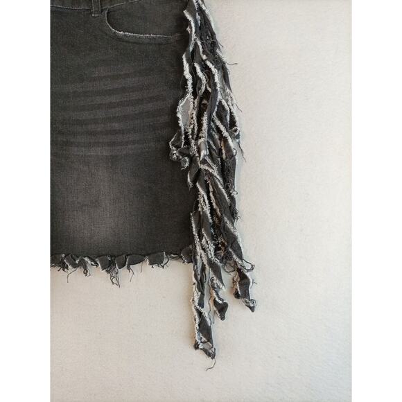 Fashion to Figure Womens Black Fringe Side Denim Shorts Size 26 - Picture 2 of 8